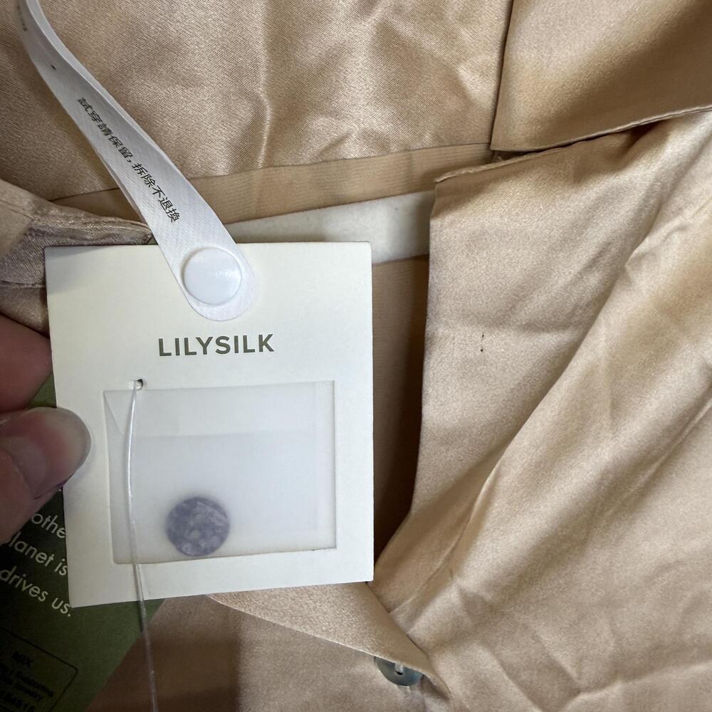 LILYSILK Shirt Womens Medium Beige Light Camel 100% Silk Button Front Top - Flaw - Picture 6 of 16